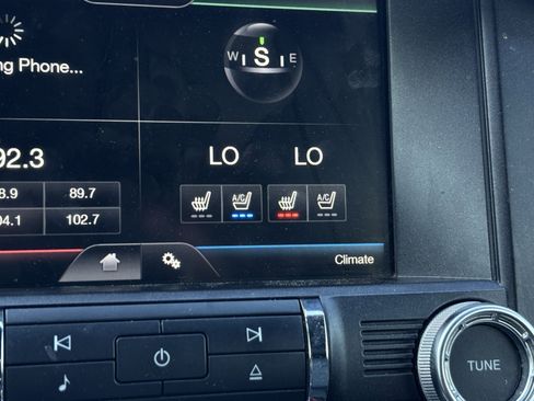 Used 2015 Ford Mustang Premium image 9