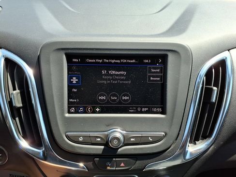 Used 2024 Chevrolet Equinox LT FWD image 22