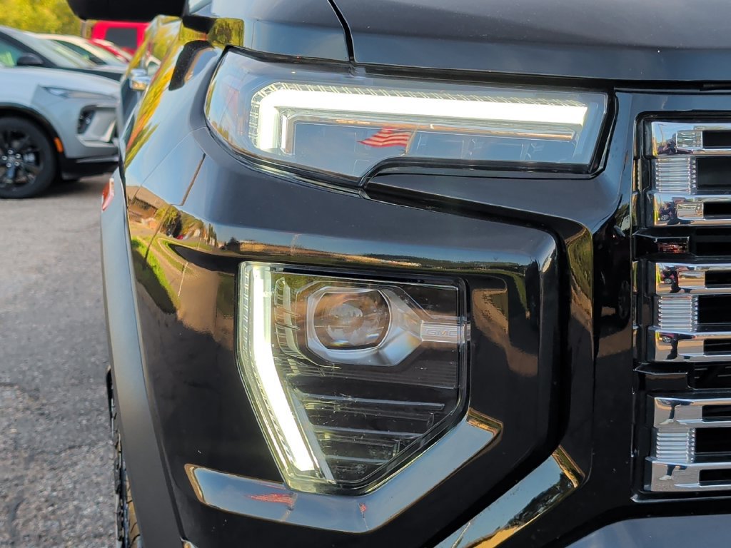 Used 2024 GMC Canyon Denali AWD/4WD image 43