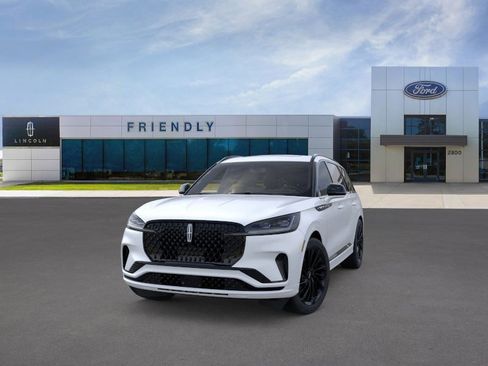 New 2026 Lincoln Aviator Reserve image 2
