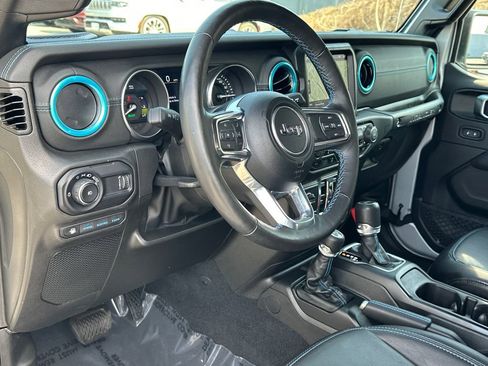 Used 2023 Jeep Wrangler Unlimited Rubicon 4xe w/ Cold Weather Group image 18