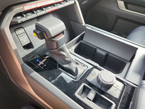 New 2026 Toyota Tundra Platinum w/ TRD Off-Road Package image 20