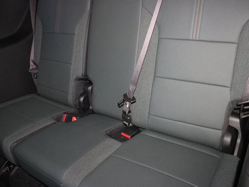 Used 2026 GMC Acadia AT4 image 30