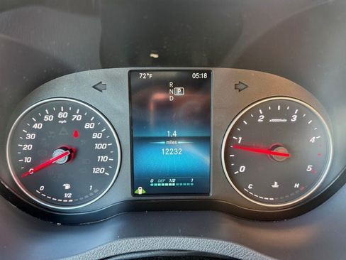 Used 2024 Mercedes-Benz Sprinter 2500 image 17