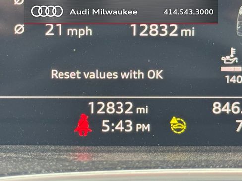 Used 2024 Audi Q3 2.0T Premium Plus AWD/4WD image 12