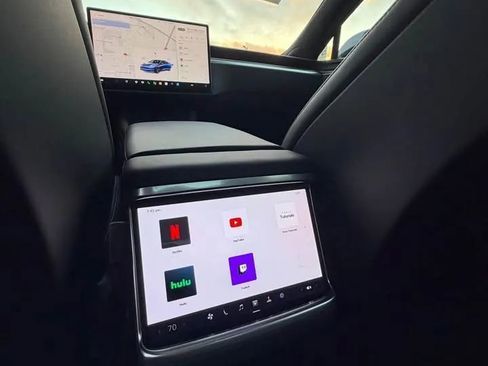 Used 2025 Tesla Model S Plaid AWD/4WD image 10