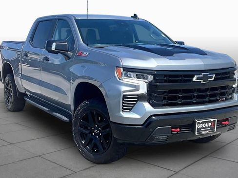 Certified 2025 Chevrolet Silverado 1500 LT Trail Boss w/ LT Trail Boss Premium Package AWD/4WD image 3