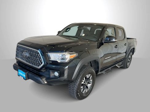 Used 2019 Toyota Tacoma TRD Off-Road w/ TRD Premium Off Road Package image 1