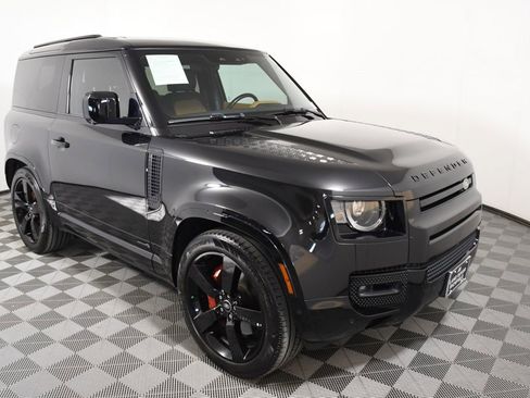 Used 2023 Land Rover Defender 90 X image 9