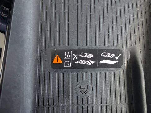 Certified 2025 Buick Enclave Preferred image 25