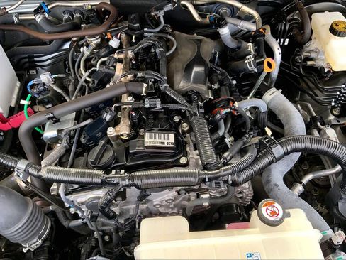 Used 2024 Toyota Tacoma SR5 RWD image 30