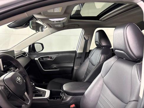 Used 2025 Toyota RAV4 XLE Premium w/ Weather Package FWD image 29