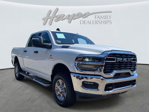 Used 2025 RAM 2500 Big Horn image 2