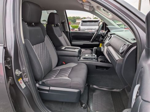 Used 2018 Toyota Tundra SR5 w/ TRD Off Road Package AWD/4WD image 25
