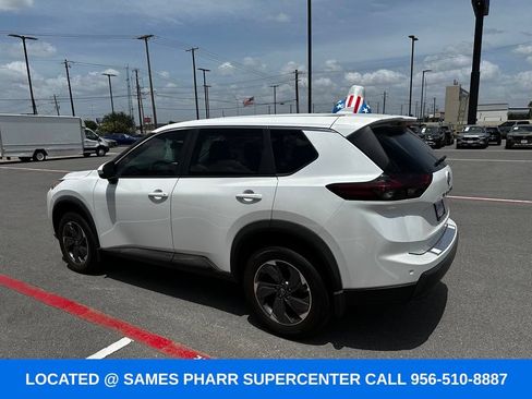 Used 2026 Nissan Rogue SV FWD image 5