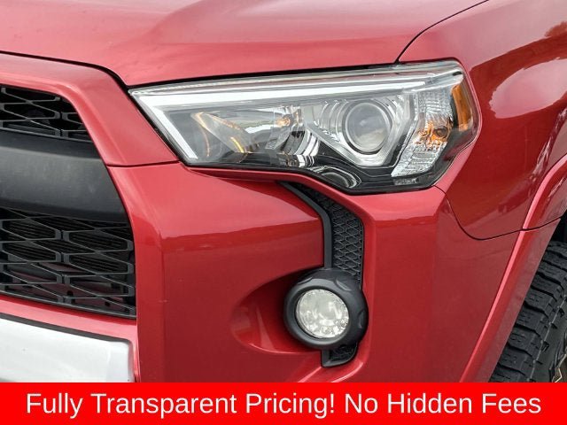 Used 2018 Toyota 4Runner TRD Off-Road AWD/4WD image 10