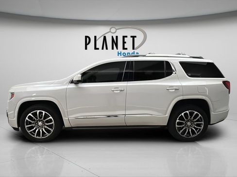 Used 2020 GMC Acadia Denali w/ LPO, 'HIT The Road' Package AWD/4WD image 9