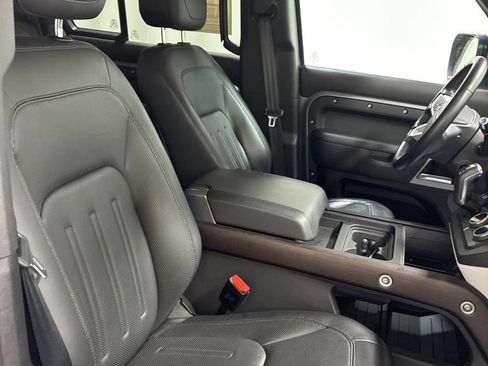Used 2020 Land Rover Defender 110 SE AWD/4WD image 28
