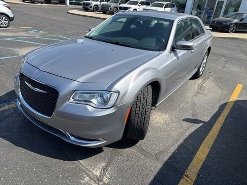 Used 2016 Chrysler 300 Limited w/ Driver Convenience Group AWD/4WD image 2