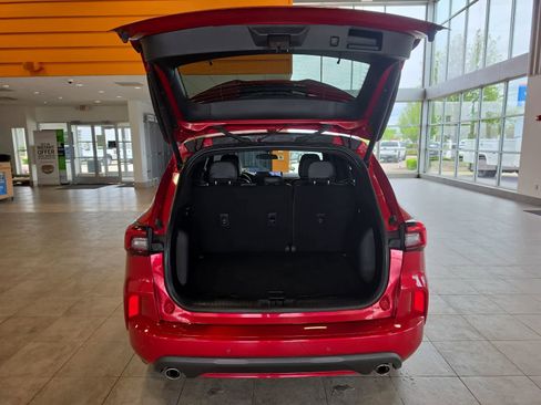 Used 2024 Ford Escape ST-Line w/ Tech Pack #1 AWD/4WD image 31