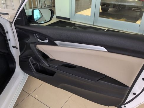 Used 2017 Honda Civic LX-P image 31