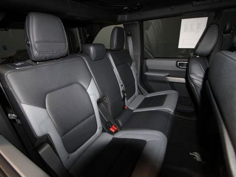 Used 2023 Ford Bronco Black Diamond image 26