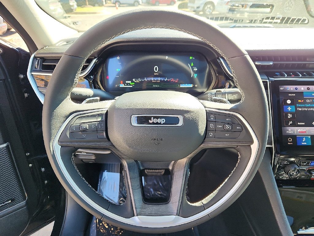Used 2024 Jeep Grand Cherokee Limited 4xe w/ Luxury Tech Group II AWD/4WD image 21