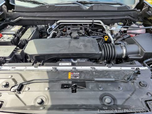 New 2026 Chevrolet Colorado LT w/ LT Convenience Package AWD/4WD image 17