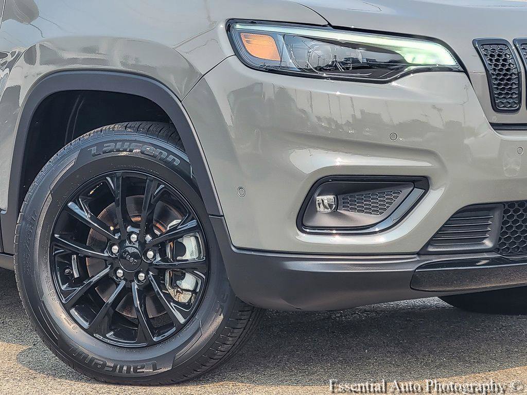 Certified 2023 Jeep Cherokee Altitude Lux AWD/4WD image 5