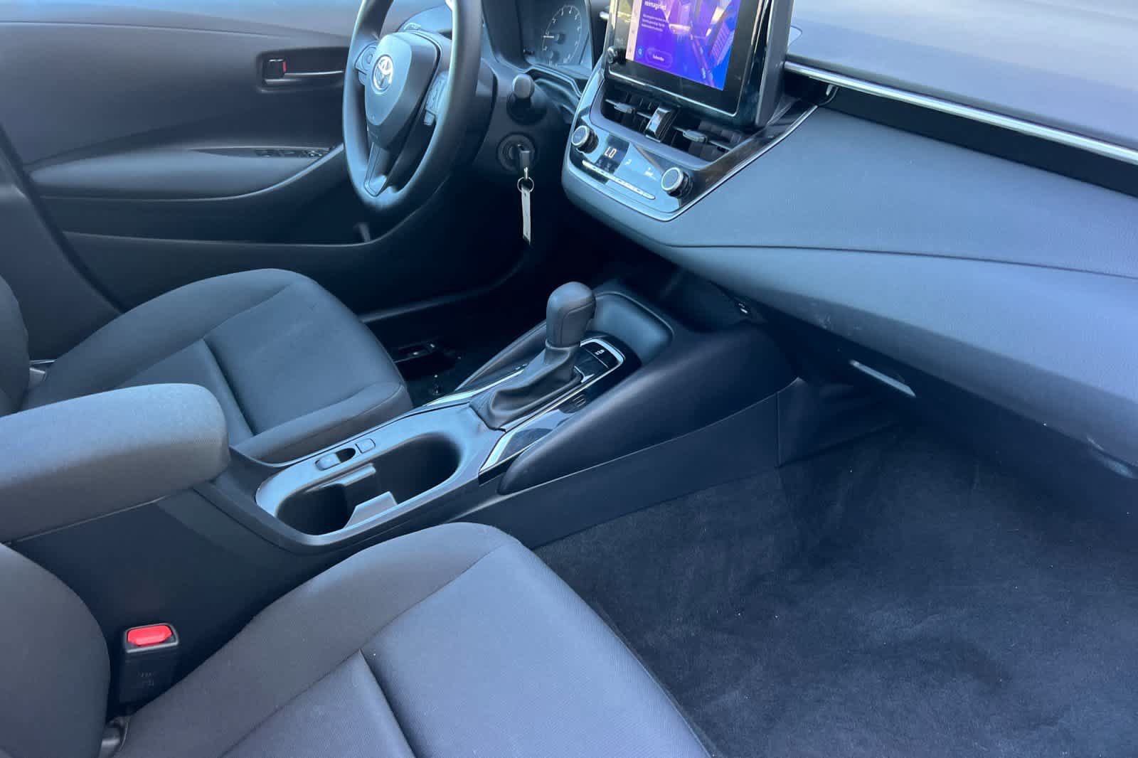 Used 2023 Toyota Corolla LE FWD image 15