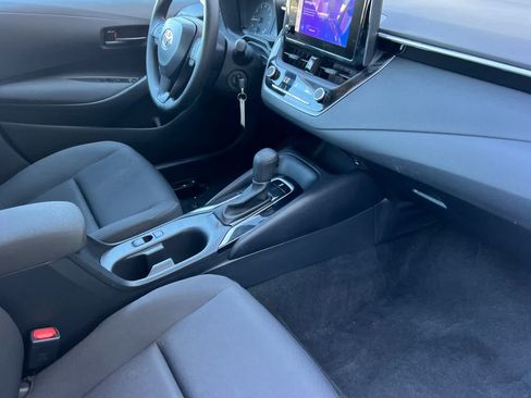 Used 2023 Toyota Corolla LE FWD image 15