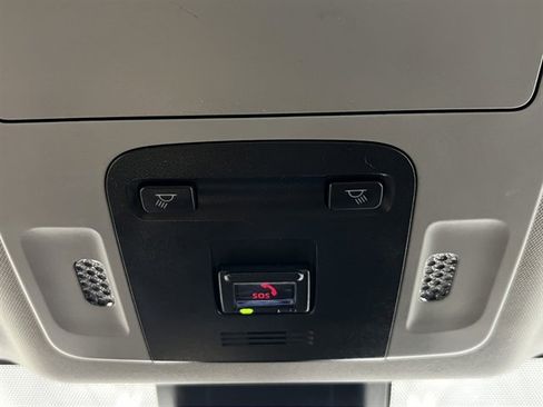 Used 2024 Toyota Camry SE image 41