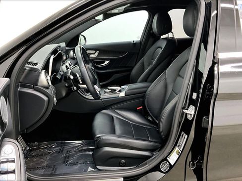 Used 2017 Mercedes-Benz C 300 Sedan image 8
