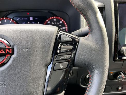 Used 2024 Nissan Frontier PRO-4X w/ Technology Package AWD/4WD image 25