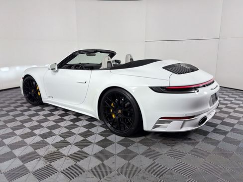 Used 2022 Porsche 911 Carrera 4 GTS AWD/4WD image 3