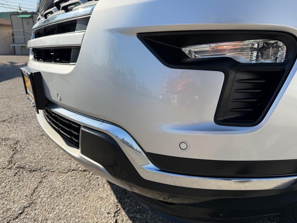 Used 2018 Ford Explorer Limited w/ Ford Safe & Smart Package FWD image 55