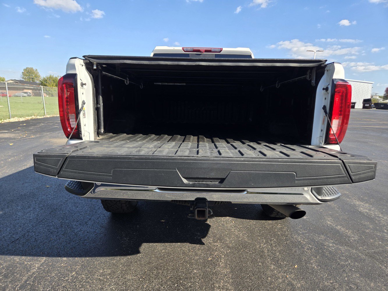 Used 2021 GMC Sierra 2500 SLT w/ SLT Premium Package AWD/4WD image 33