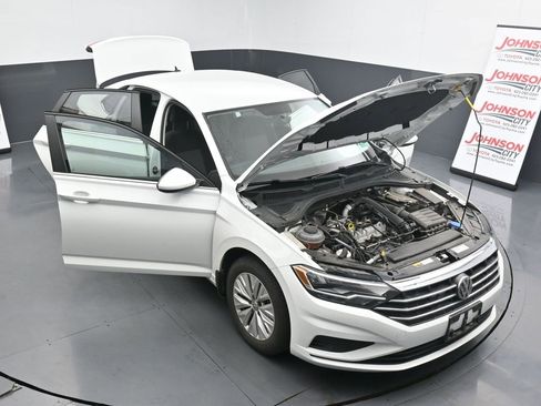 Used 2019 Volkswagen Jetta S image 25