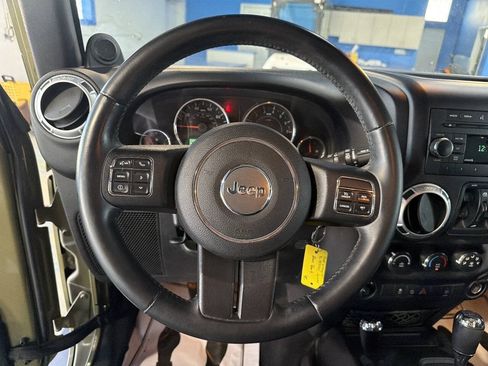 Used 2013 Jeep Wrangler Unlimited Sahara w/ Dual Top Group AWD/4WD image 22