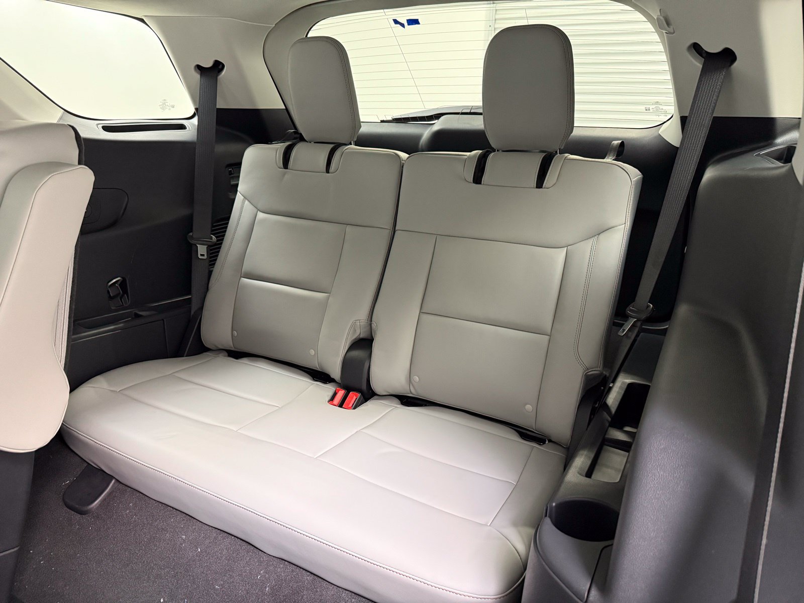 New 2026 Ford Explorer Active w/ Active Comfort Package RWD image 18