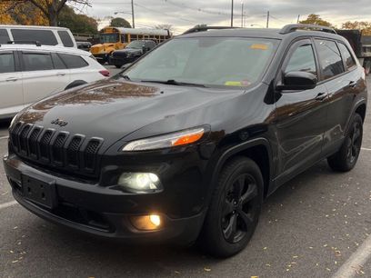 Used 2018 Jeep Cherokee Limited w/ Luxury Group