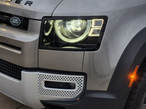 Certified 2025 Land Rover Defender 90 S image 9