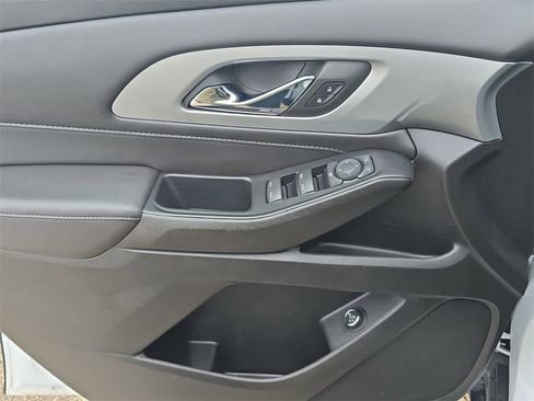 Certified 2022 Chevrolet Traverse LT image 23