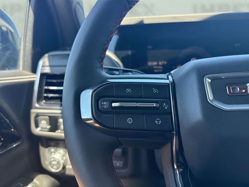 Used 2025 GMC Yukon XL AT4 Ultimate w/ LPO, AT4 Appearance Package AWD/4WD image 19