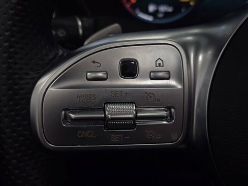 Used 2023 Mercedes-Benz C 300 4MATIC Cabriolet image 39