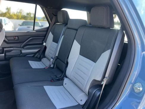 Certified 2025 Toyota 4Runner TRD Off-Road image 20