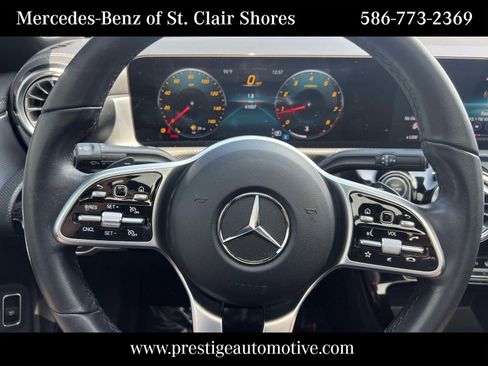 Used 2021 Mercedes-Benz CLA 250 image 25