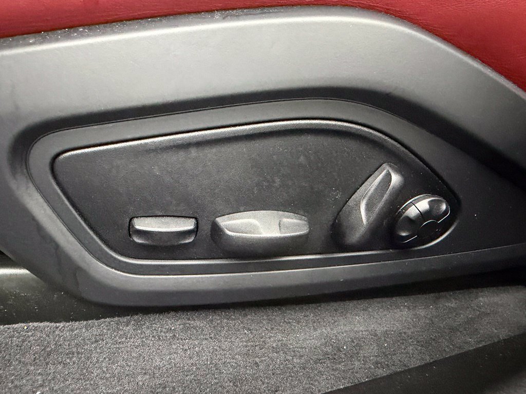 Certified 2023 Porsche Taycan 4S AWD/4WD image 25