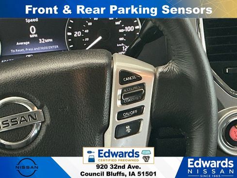 Used 2021 Nissan Titan SV w/ SV Convenience Package AWD/4WD image 22