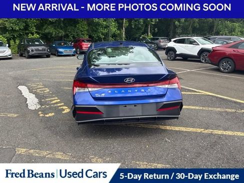 Certified 2024 Hyundai Elantra SEL w/ Convenience Package FWD image 7